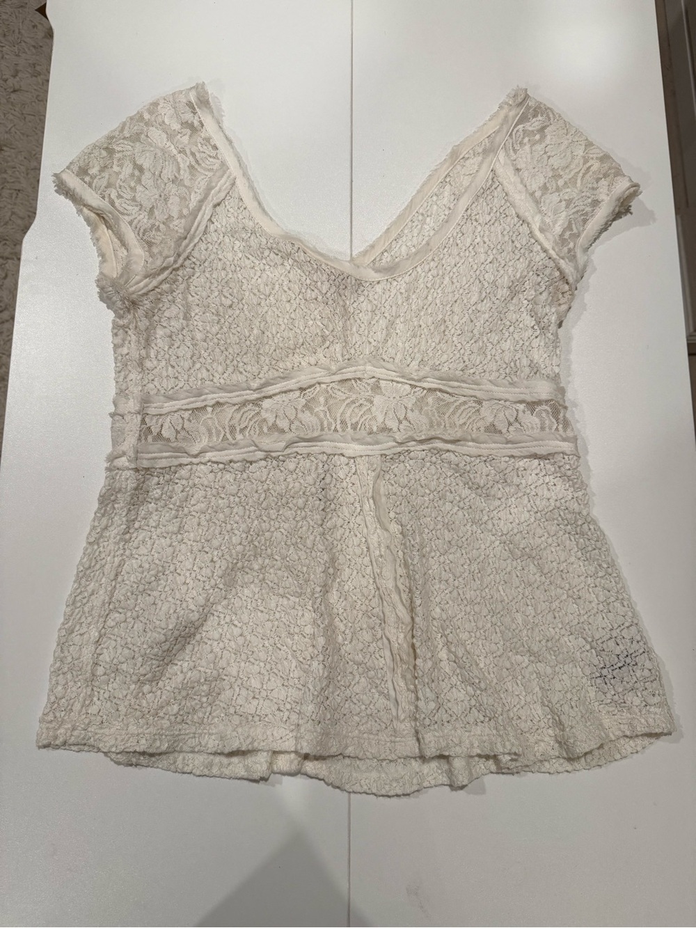 Free People Cream Lace V-Neck Short Sleeve Blouse